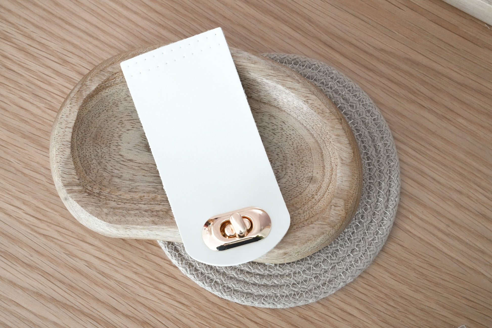 Small Faux Leather Bag Flap – Insert & Twist Lock Closure